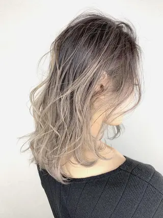 ミディアム カラー due hair 京都駅前店 MILBON オージュア認定サロン【デューヘアー】所属・ハイトーンブリーチ 土坂　由志【京都】のヘアスタイル