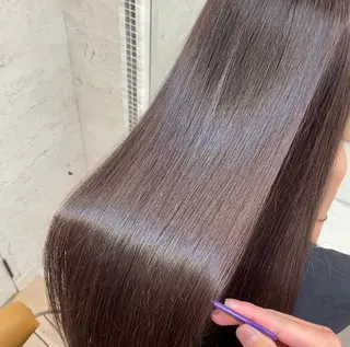 ロング Maison e.m.a所属・内田 よし枝のヘアスタイル