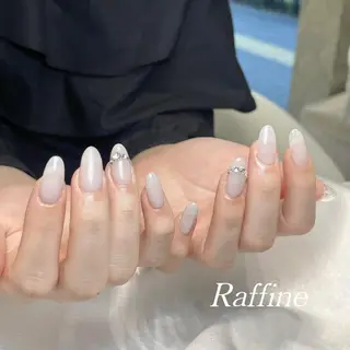 ネイル RAFFINE 月🦋🩵のネイルデザイン