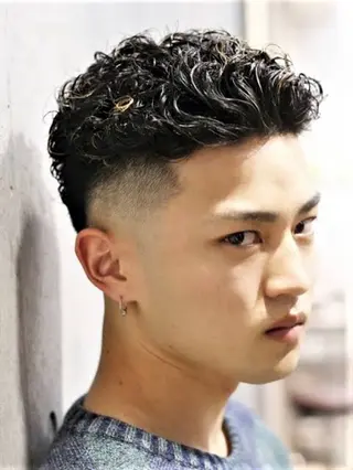 ショート メンズ BLISS BARBER ブリスバーバー所属・安立 玲於のヘアスタイル