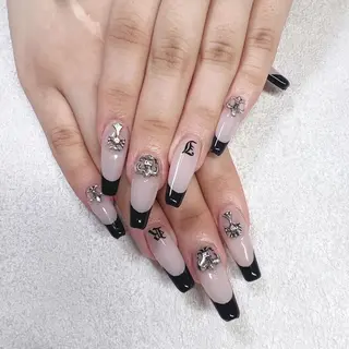 ネイル Rire_eye+beauty_nail所属・Rire_ nail_yukiのネイルデザイン