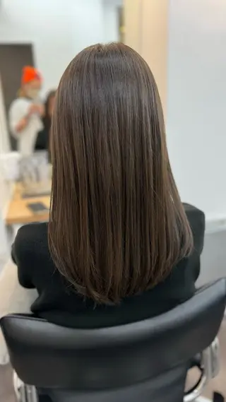 セミロング カラー WISTERIA P LUS1 ikumiのヘアスタイル