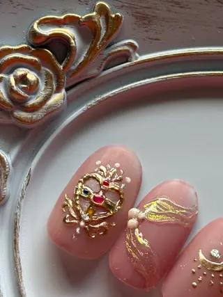 ネイル FIORITURA Maikoのネイルデザイン