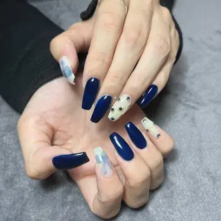 ネイル Chiharu 💫のネイルデザイン