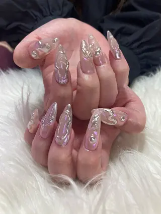 ネイル キラキラ オメメのネイルデザイン