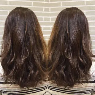 セミロング カラー ヘアアレンジ 山北 咲子のヘアスタイル