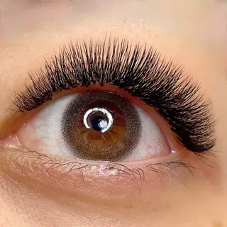 マツエク・マツパ Rommy  Studio所属・Rommy Studioのマツエク・マツパデザイン