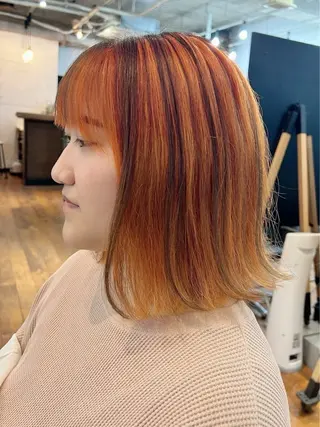 ミディアム カラー 堀部 梨瑠のヘアスタイル