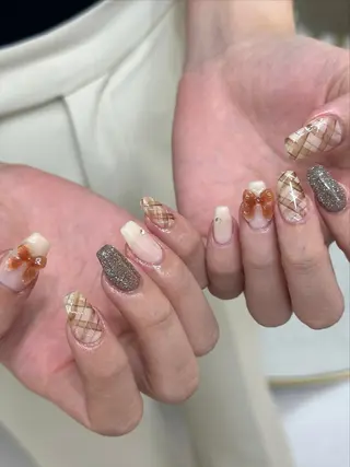 ネイル Elegancia. Hiromiのネイルデザイン