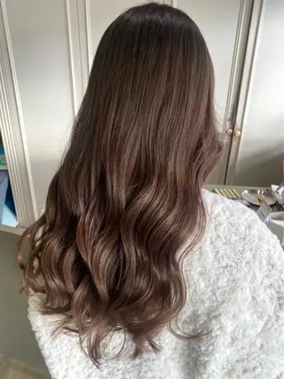 カラー あやね 🎀 大濠のヘアスタイル