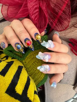 ネイル butterflower所属・藤井 里世のネイルデザイン