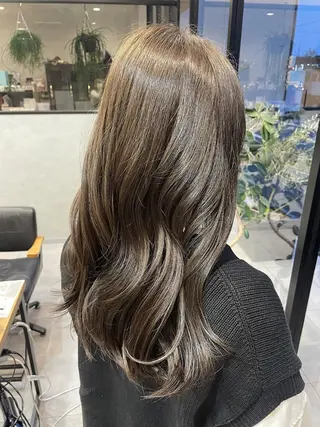 カラー 加藤 小春のヘアスタイル