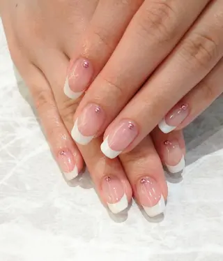 ネイル 會田 瑠衣のネイルデザイン