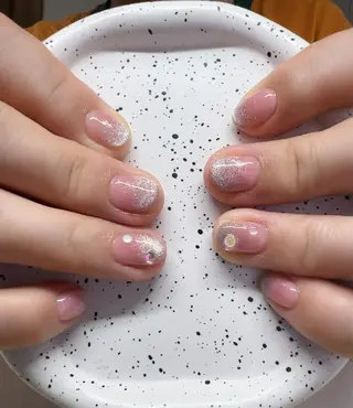 ネイル AngelChris ビューティーサロンのネイルデザイン