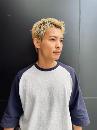カラー メンズ スパイキーパーマ 柏NO1 藤本葉のヘアスタイル