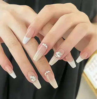 ネイル L.Nail所属・L.nail 【エル.ネイル】のネイルデザイン