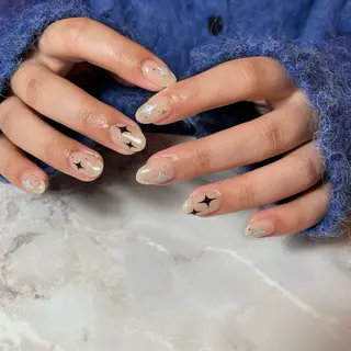 ネイル Ami 🦥のネイルデザイン