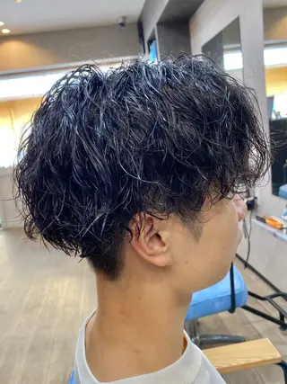 ミディアム パーマ メンズ 田口 慎士のヘアスタイル