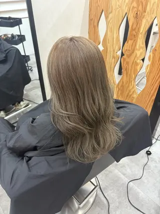 カラー Santa'Fe所属・今西 奈々香のヘアスタイル