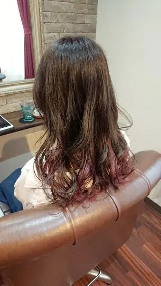 セミロング カラー 美髪 カラーリストのヘアスタイル