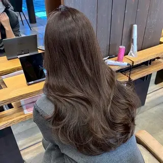 ロング カラー 前畑 きりあのヘアスタイル