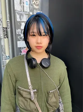 ショート カラー スパイラルパーマ 🌐hina⭐️のヘアスタイル