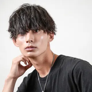 ミディアム カラー パーマ メンズ 🔥メンズ🔥かっこ いいが正義！代表柿崎のヘアスタイル