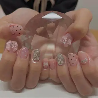 ネイル mio 🫧のネイルデザイン