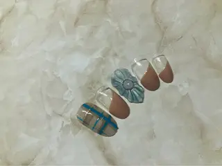 ネイル andulte MAIのネイルデザイン