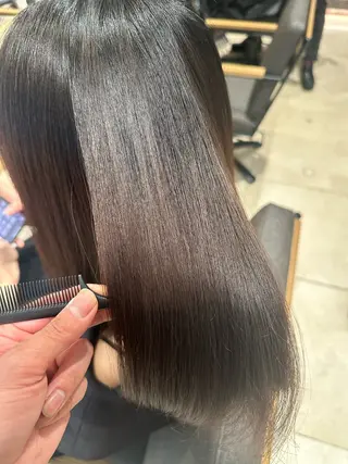 セミロング カラー パーマ ヘアアレンジ VIVIE【ヴィヴィ】所属・髪質改善/韓国風 レイヤー/田村祐樹のヘアスタイル