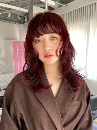 カラー 安井 美咲希のヘアスタイル