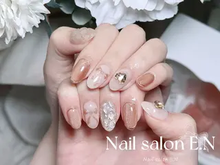 ネイル E.N🦋 長さ出し/持ち込みのネイルデザイン
