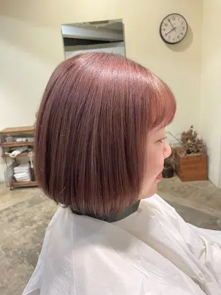ショート カラー 鈴木 綾華のヘアスタイル