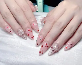 ネイル 小島 千尋のネイルデザイン