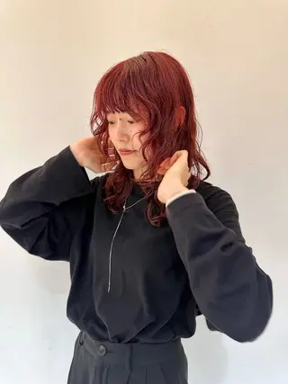 セミロング 青木龍樹/パーマモデ ル/似合わせパーマのヘアスタイル