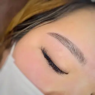 アイブロウ Lanieina所属・Lanieina/ RinaSuganoのエステ・リラクイメージ