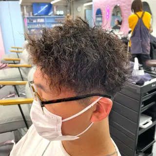 パーマ メンズ メンズ特化/パーマ/ ブリーチ/福島 千颯のヘアスタイル