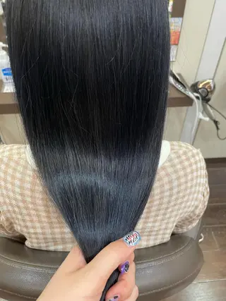 セミロング カラー 個性派ネイル 🌼 ハルカ ♡の眉毛・アイブロウイメージ