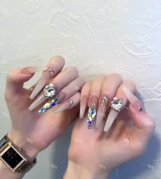 ネイル TIDY M&Mのネイルデザイン