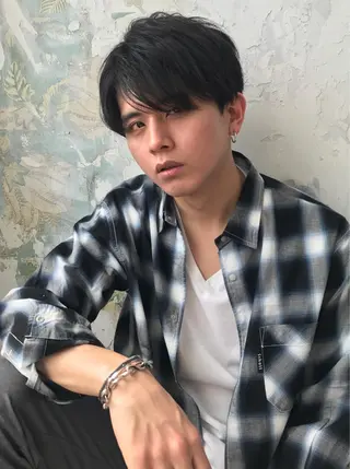 ショート カラー パーマ メンズ 平内 賢人のヘアスタイル