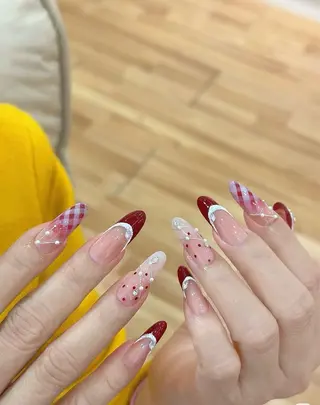 ネイル EMI ANA.CHUOのネイルデザイン