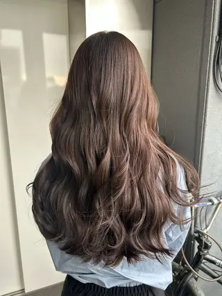 ロング カラー 滝本 和叶のヘアスタイル