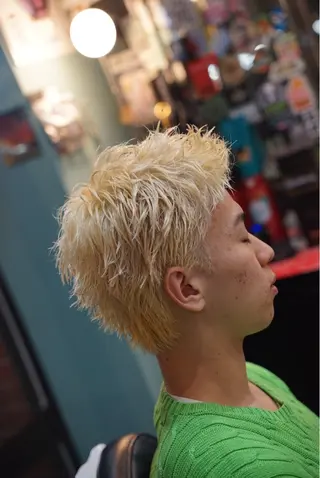 カラー TIGHT SWAG BARBERWORKS所属・TIGHT SWAG YUTOのヘアスタイル