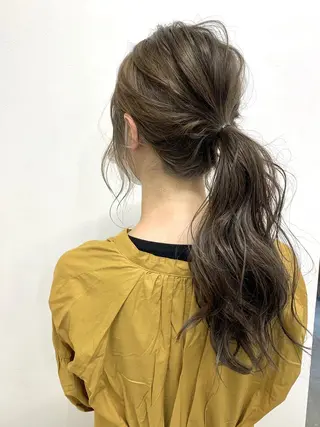 ロング ヘアアレンジ 色白に見える暗髪 梅田・増田のヘアスタイル