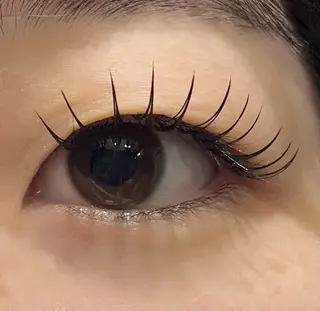 マツエク・マツパ トータルビューティサロン cure所属・鈴木 里奈のマツエク・マツパデザイン