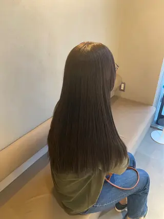 ロング カラー 内田 成美のヘアスタイル