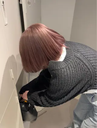 ショート カラー 店長　MANAMI ／ブリーチ／骨格ボブのヘアスタイル