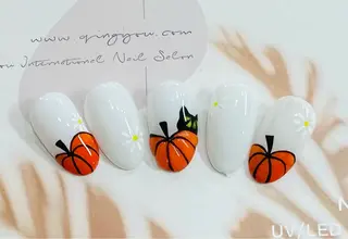 ネイル Ui_Amor (パラジェル)のネイルデザイン