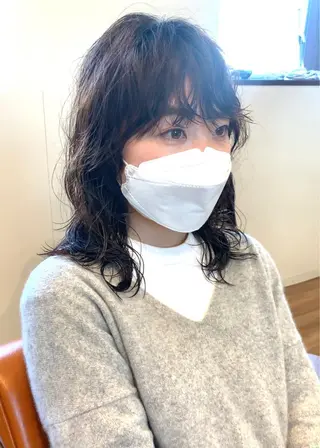 セミロング パーマ 古沢 新のヘアスタイル