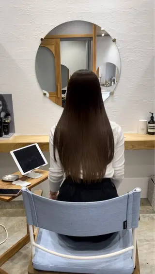 ロング miloc himekaのヘアスタイル